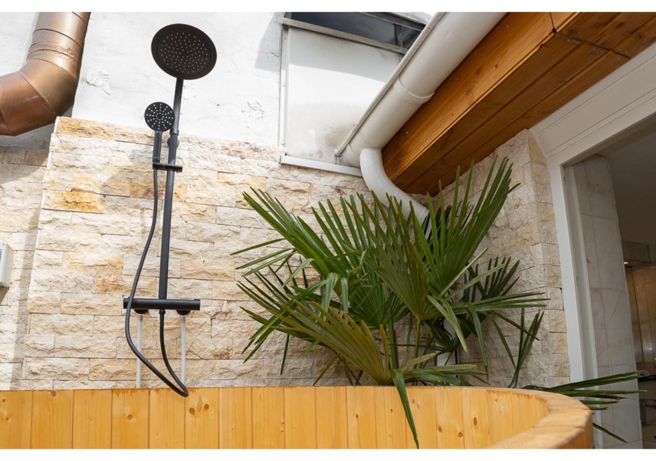 Aix La Chapelle, Exclusive Apartments, Wellness And More, Aix-la-Chapelle