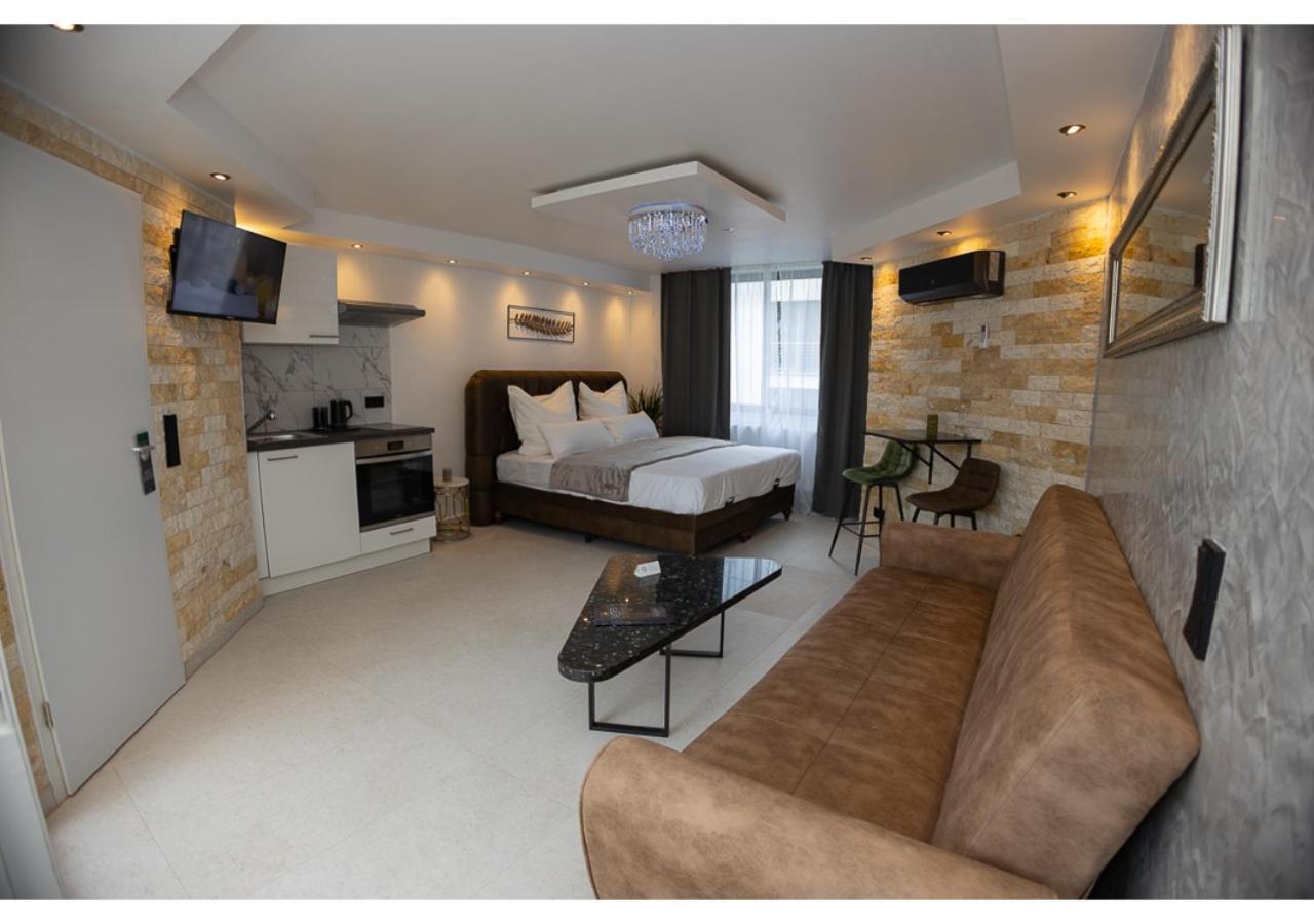 Aix La Chapelle, Exclusive Apartments, Wellness And More, Hotel