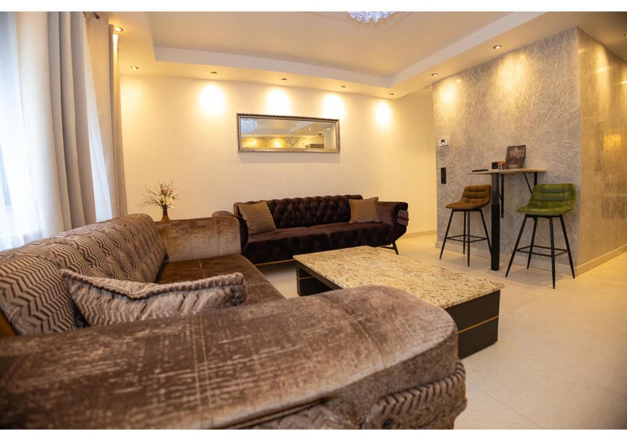 Aix La Chapelle, Exclusive Apartments, Wellness And More, Hotel *